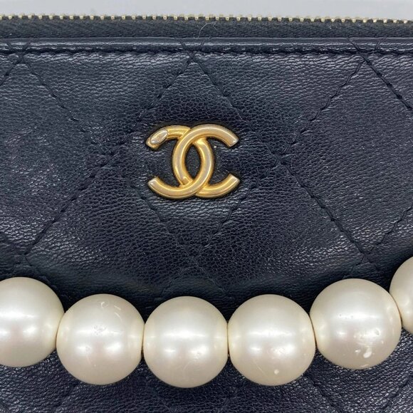 Chanel Quilted Pearl Wallet on Chain Black - Picture 7 of 11